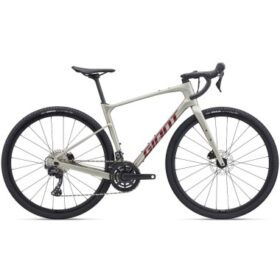 GIANT REVOLT ADVANCED 2
